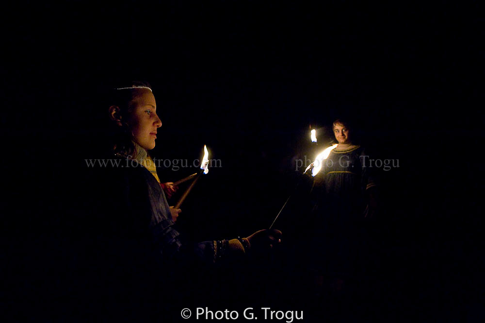Photography & Project by fototrogu.mom