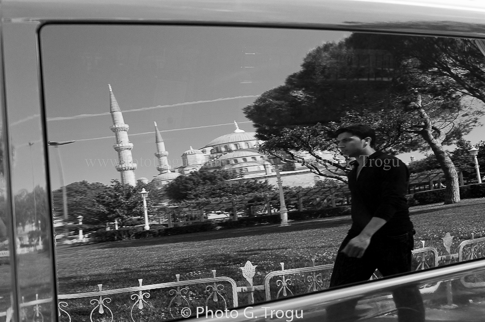Photography & Project by fototrogu.mom